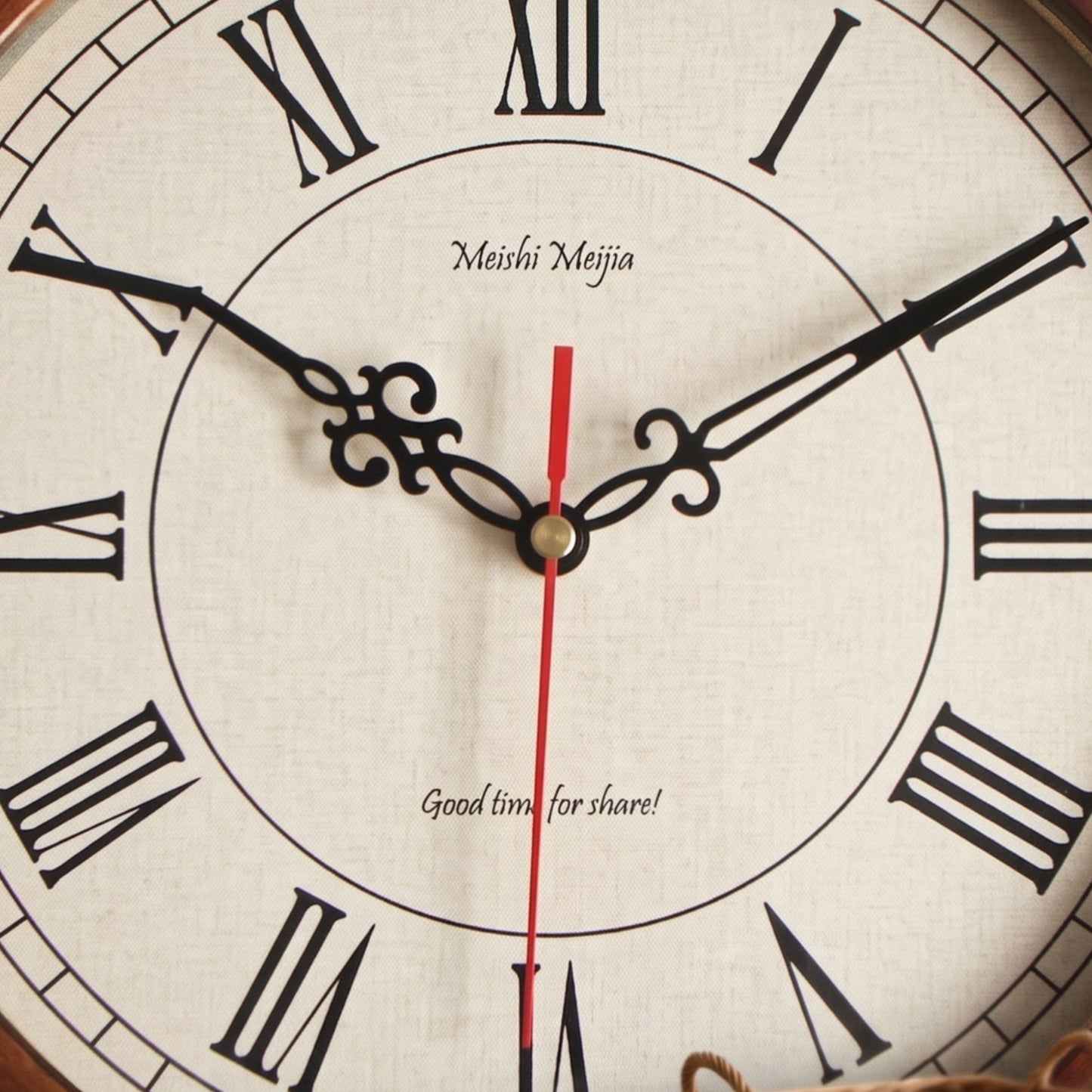 Horloge Murale Vintage Japonaise en Bois Massif, Silencieuse et Épurée – Nozomi