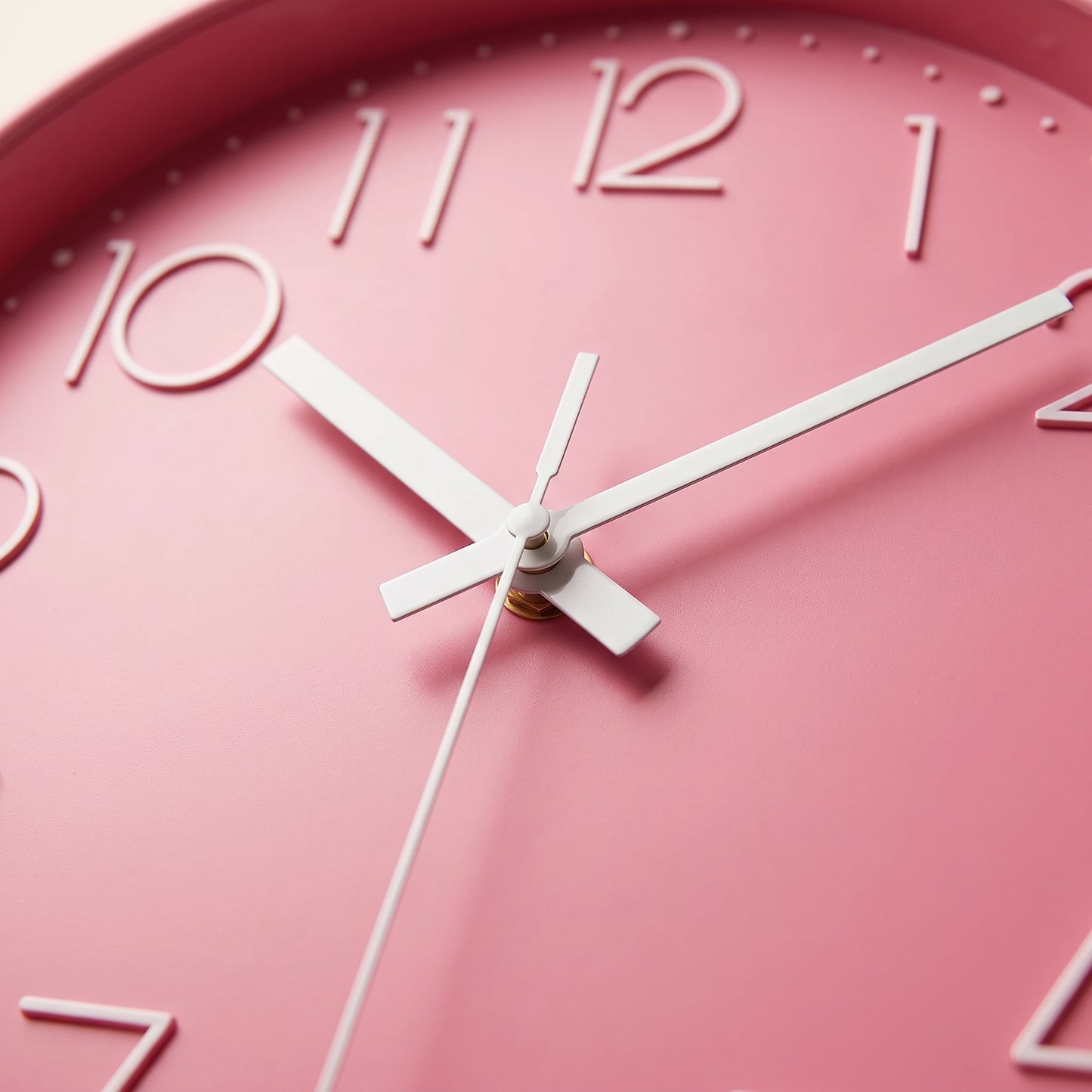 Horloge Murale Design Ronde, Silencieuse et Colorée – Prismo