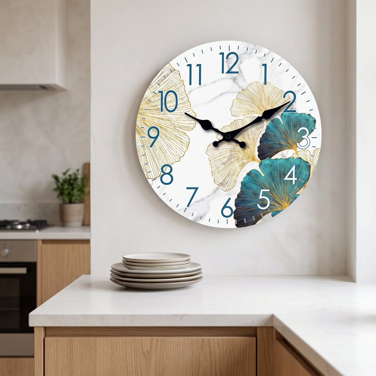 Horloge Murale Design Moderne Feuille de Ginkgo en Bois, Silencieuse – Ginkyra
