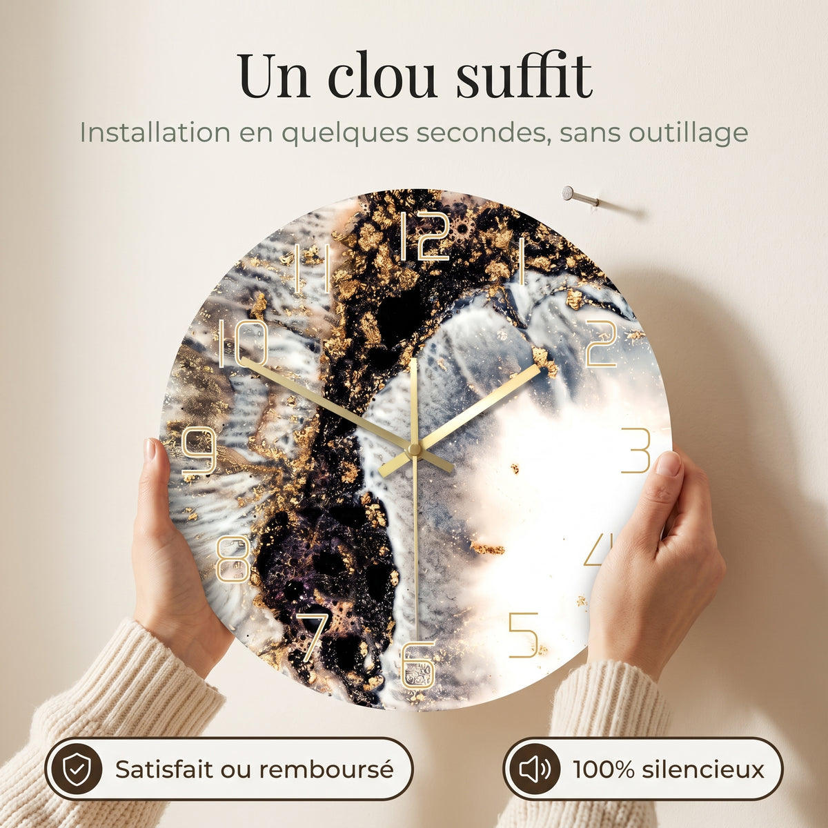 Horloge Murale Design Effet Marbre Chiffres Dorés, Silencieuse et Abstraite – Marbéo