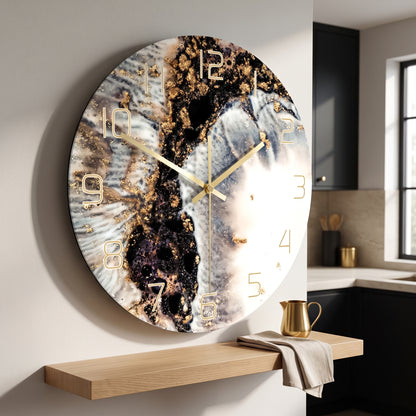 Horloge Murale Design Effet Marbre Chiffres Dorés, Silencieuse et Abstraite – Marbéo