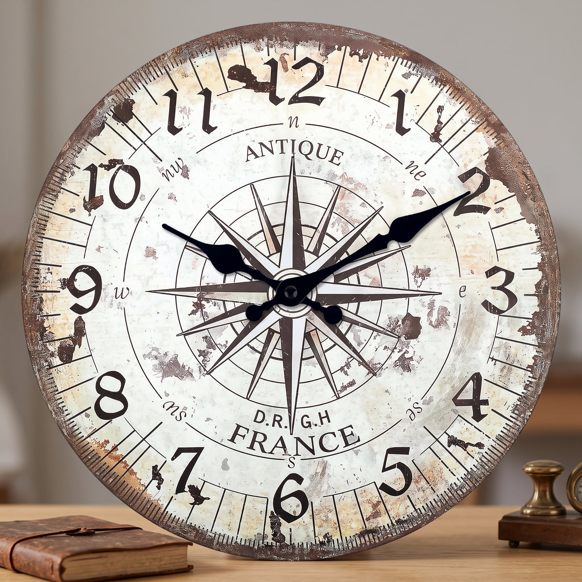 Horloge Murale Vintage Motif Boussole, Silencieuse – Cardinia