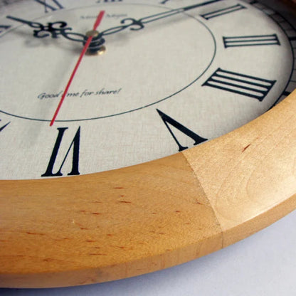 Horloge Murale Vintage Japonaise en Bois Massif, Silencieuse et Épurée – Nozomi