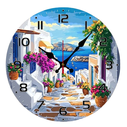 Horloge Murale Originale en Bois Motif Rue Méditerranéenne, Silencieuse et Décorative – Meridia