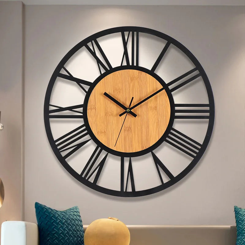 Horloge Murale Design 3D en Métal, Chiffres Romains Silencieuse et Élégante – Roméva