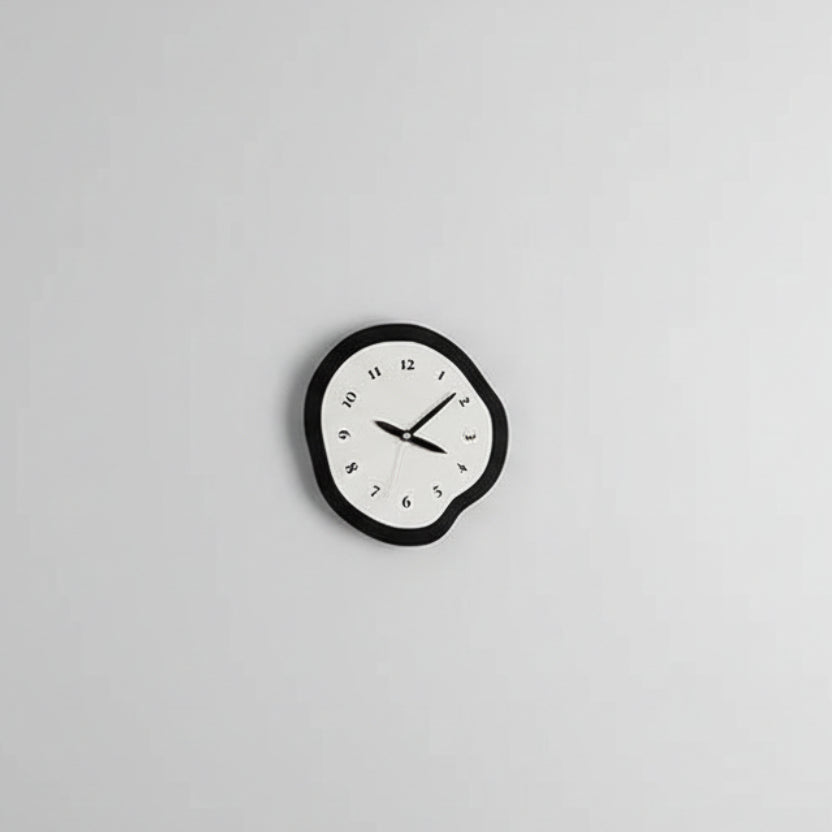 Horloge murale design scandinave en acrylique, silencieuse et analogique – Clasqua
