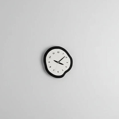 Horloge Murale Design Scandinave en Acrylique, Silencieuse et Analogique – Clasqua