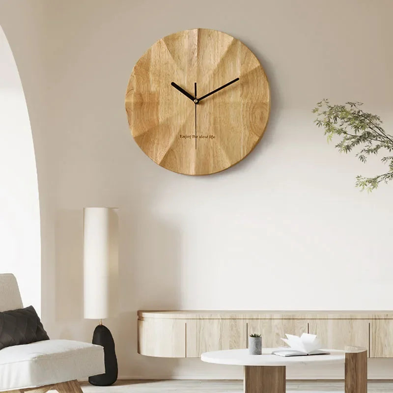 Horloge murale en bois massif au style rustique, silencieuse et décorative – Silvan